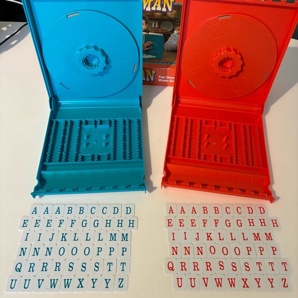 Vintage HANGMAN Board Game 1988? Milton Bradley 4623 Family Game Night - Picture 6 of 8